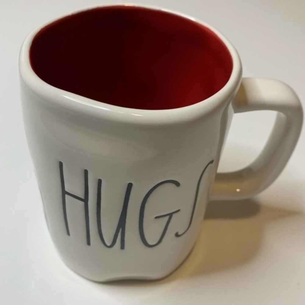 Rae Dunn Hugs Kisses Mug